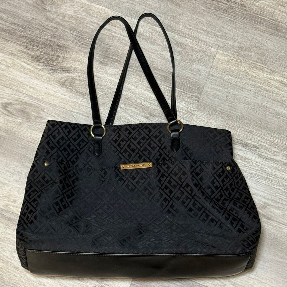 Tommy Hilfiger Medium Tote Bag Purse Black Gold Plated‎ in beautiful condition